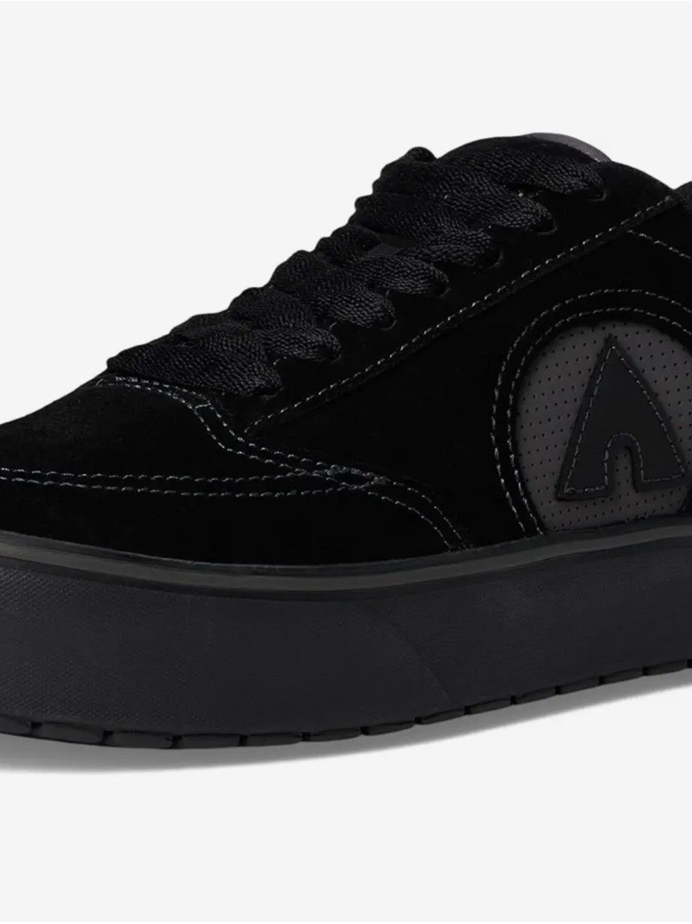 Airwalk Men’s Black Low-Top Suede Sneakers safety shoes